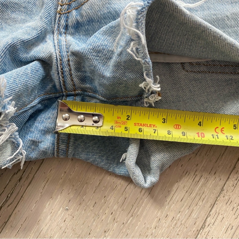 Levi’s 501 Dibs Tape Denim Shorts - Picture 9 of 9